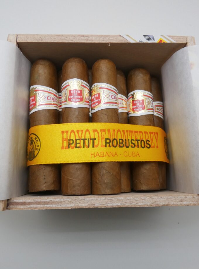 Hoyo De Monterrey Petit Robusto